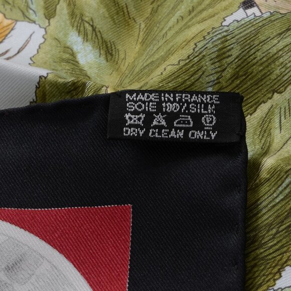 Hermes Scarf "Le Canada" by Kermit Oliver (silk, 2006) - Picture 1 of 7